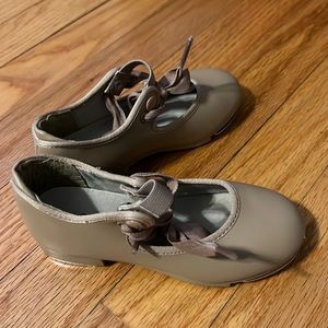 Capezio toddler tap shoes